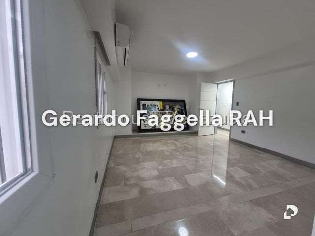 Apartamento en La Boyera, Caracas – 12