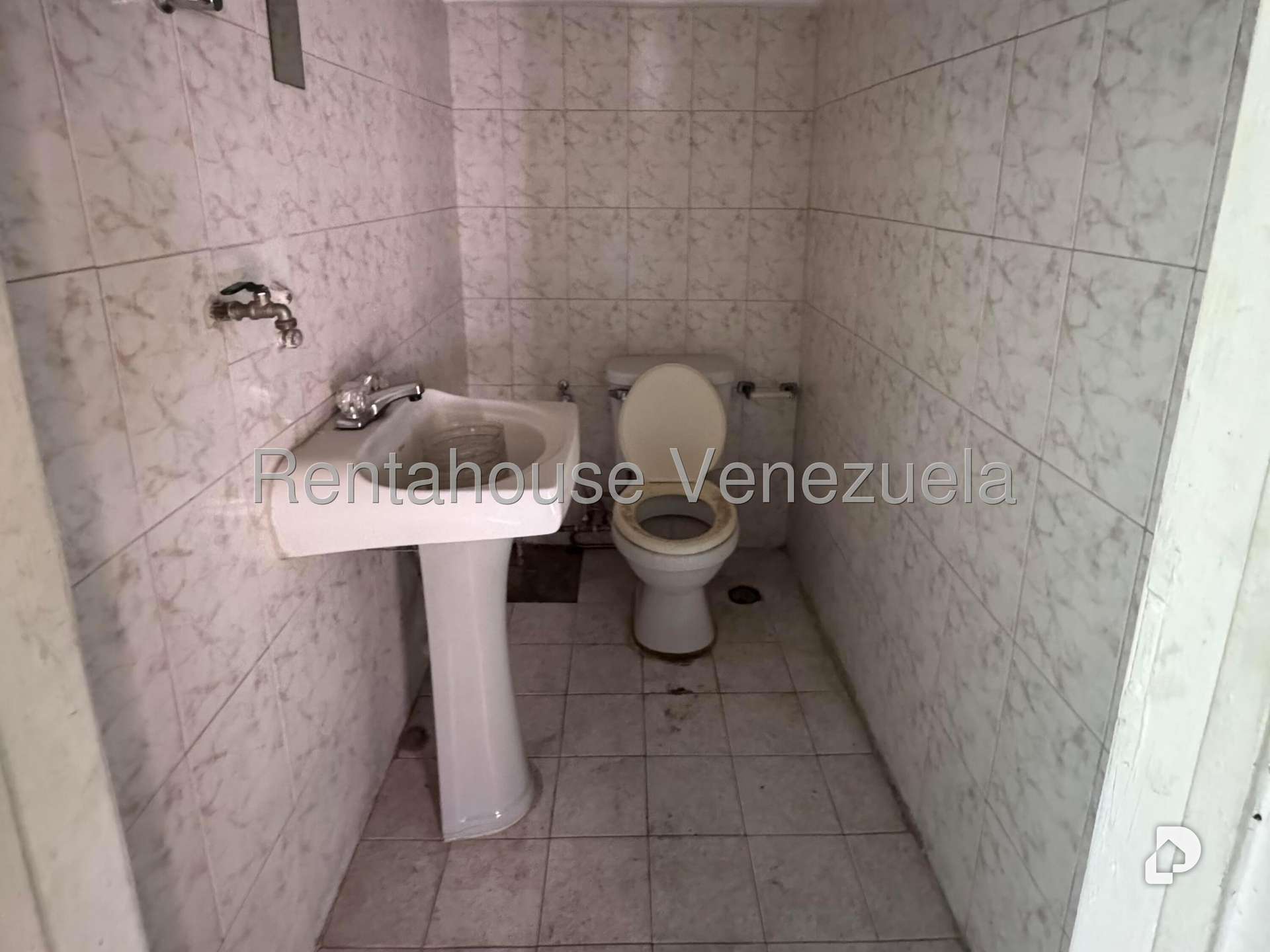 Edificio en Centro, Caracas – 26