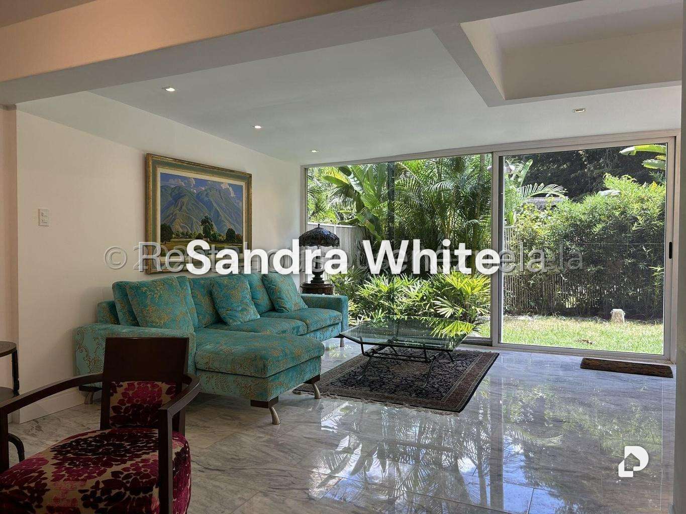 Apartamento en San Román. 27-3893, Caracas – 2