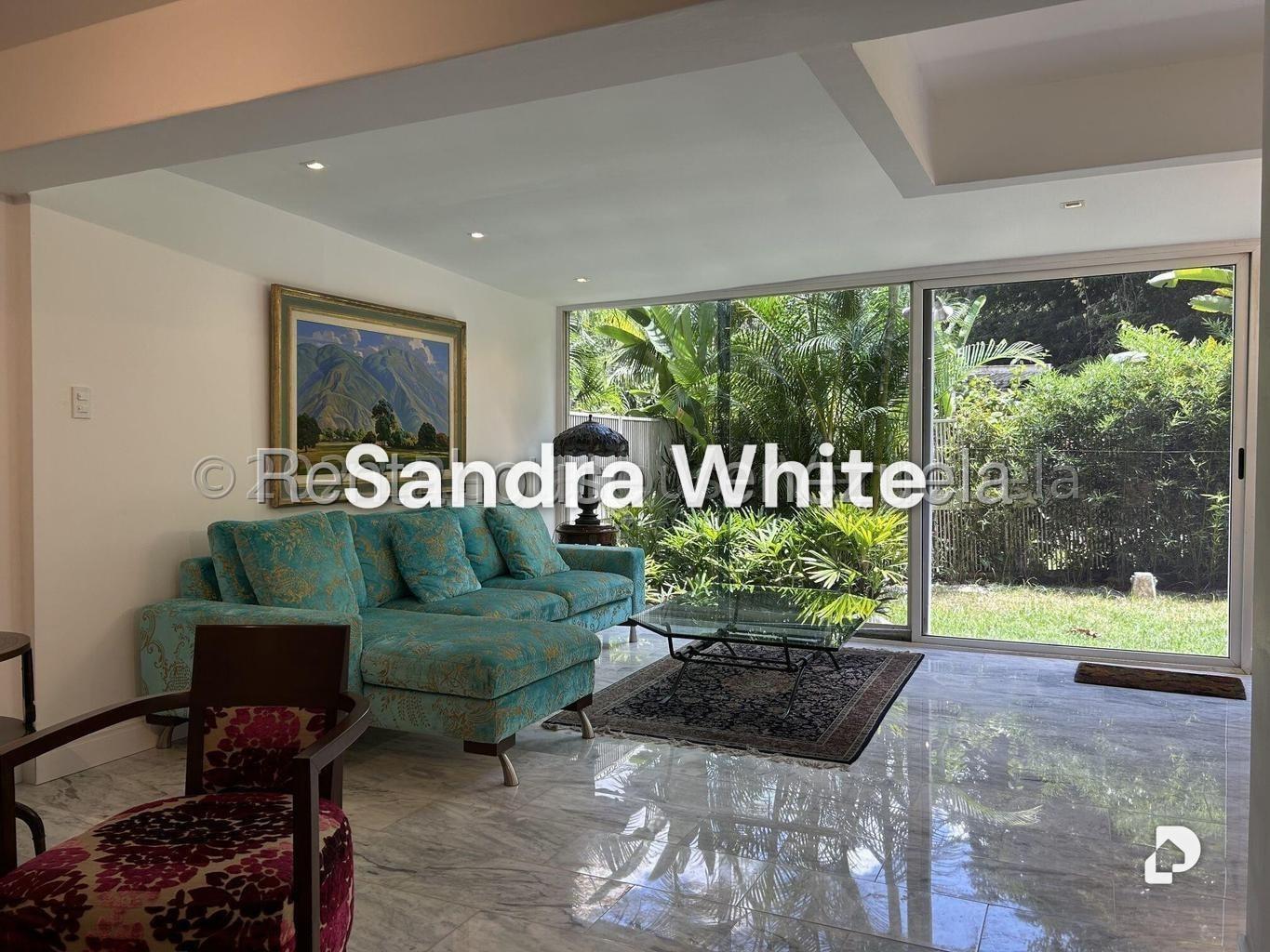 Apartamento en San Román. 27-3893, Caracas – 2