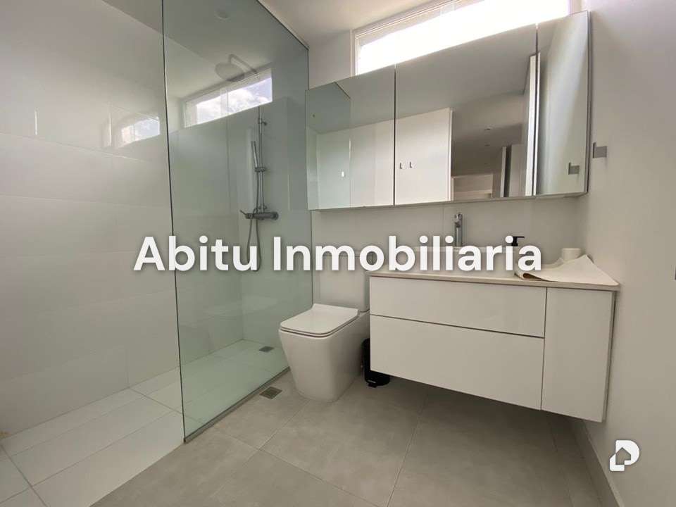 Apartment in Los Palos Grandes, Caracas – 11