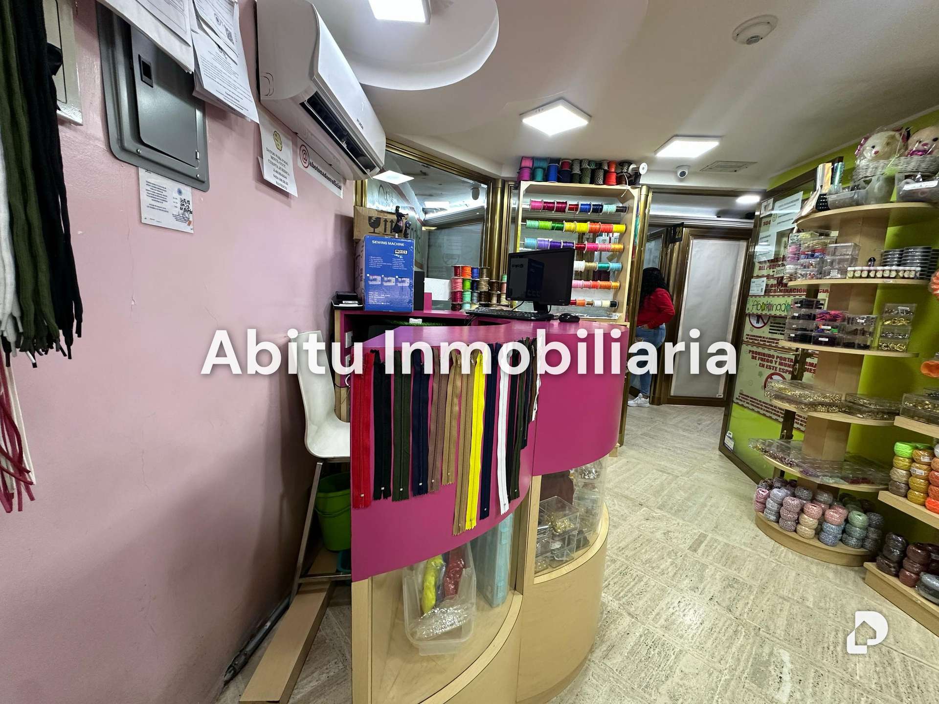 Local comercial en Chuao, Caracas – 5