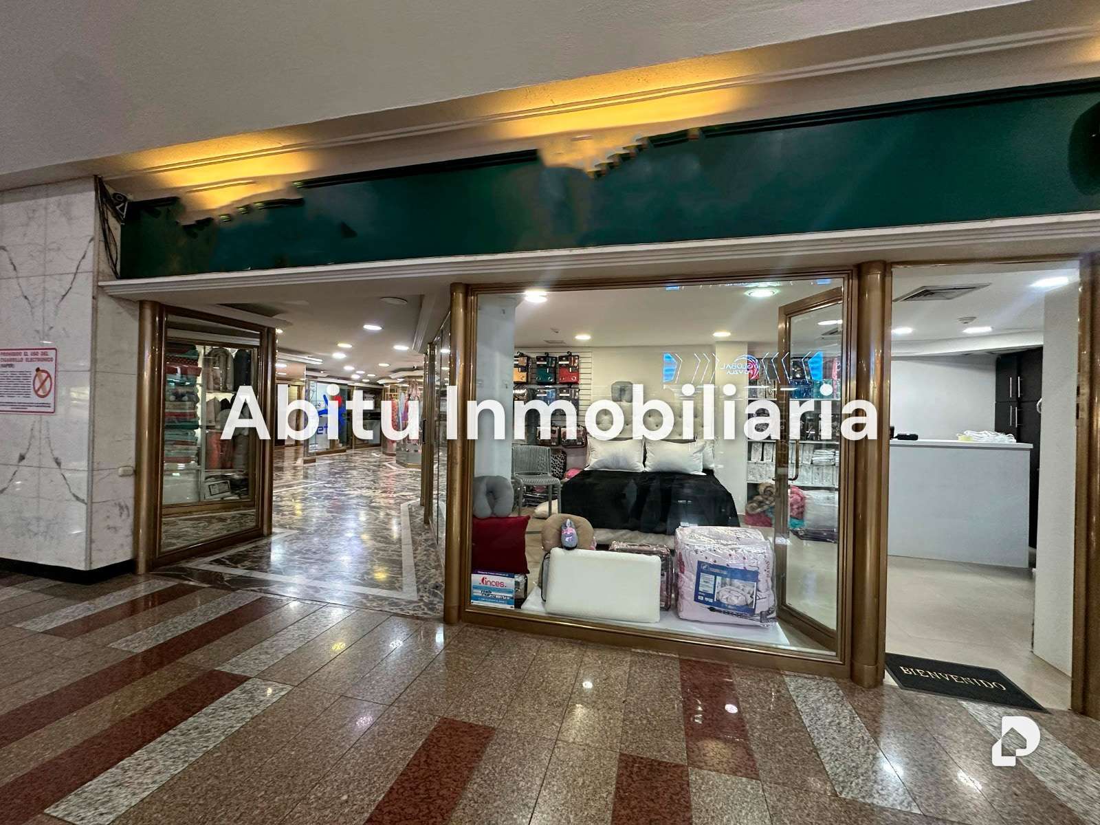 Local comercial en Chuao, Caracas – 1