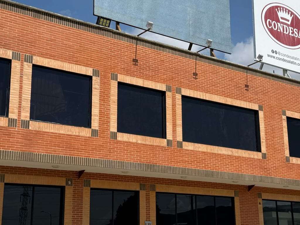 Local comercial en Castillito, Valencia - 1