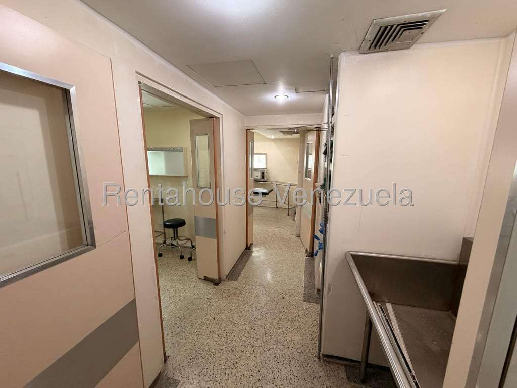 Local comercial en Bello Monte, Caracas