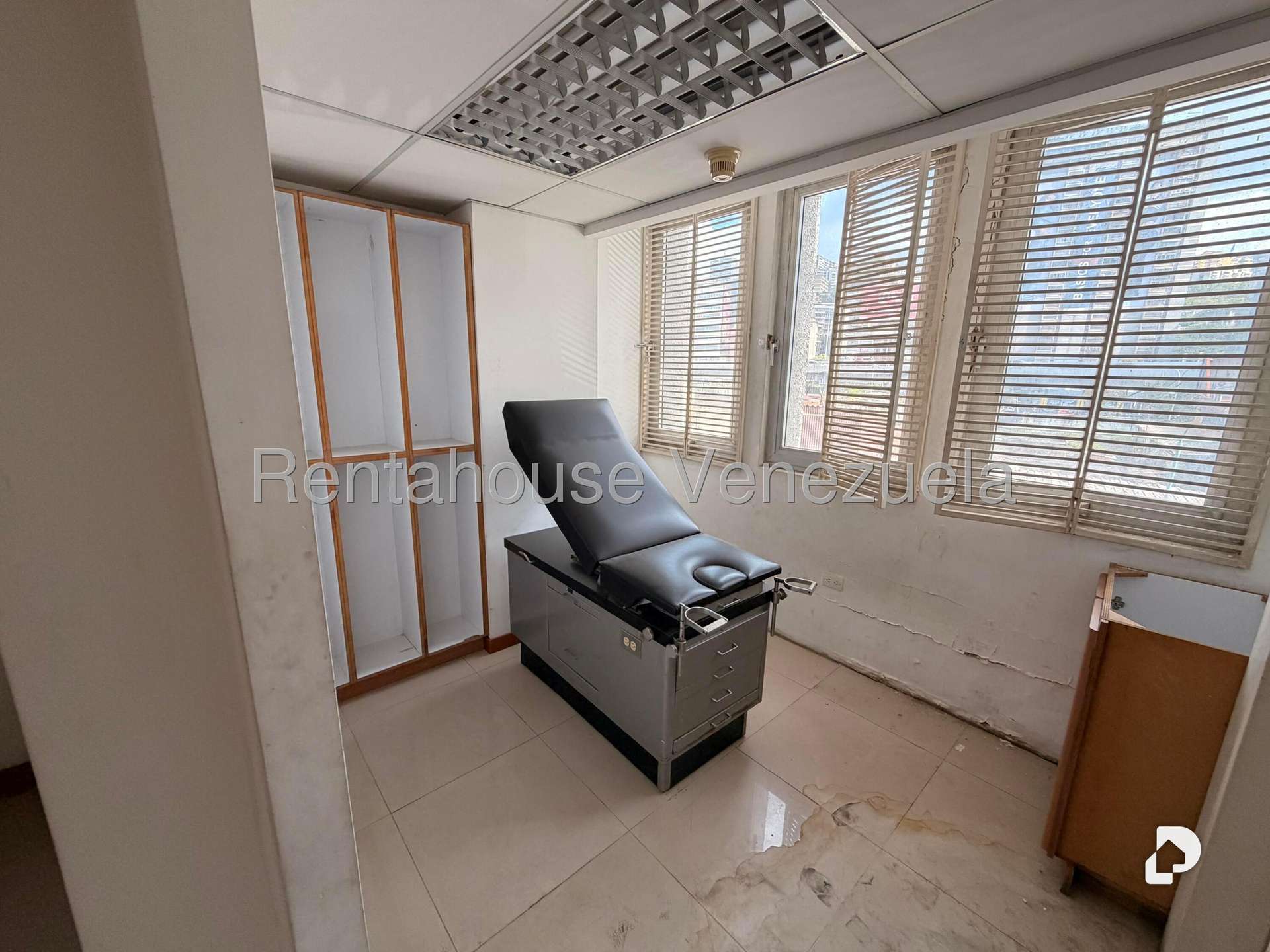 Local comercial en Bello Monte, Caracas – 7