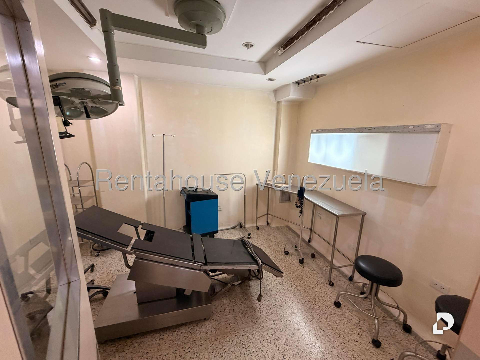 Local comercial en Bello Monte, Caracas – 8
