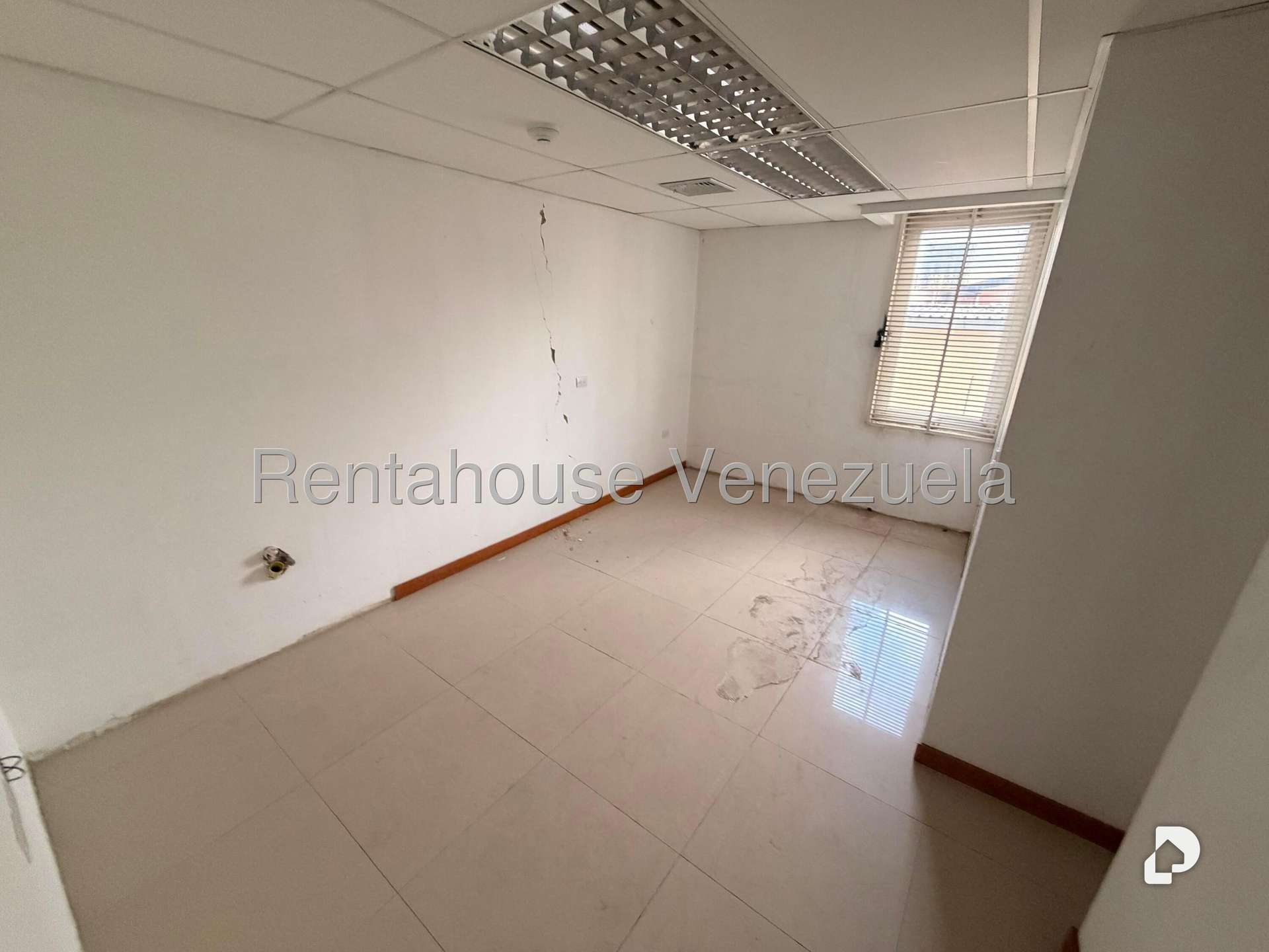 Local comercial en Bello Monte, Caracas – 42