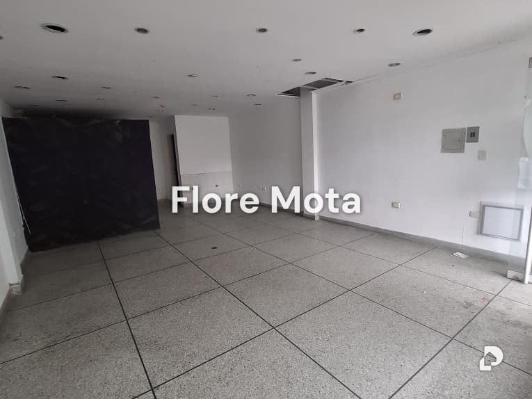 Local comercial en Los Guayos – 3