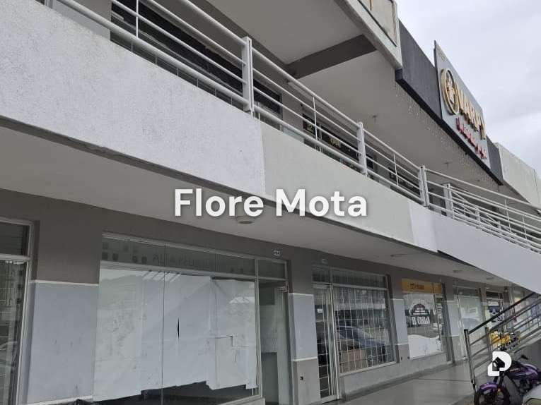 Local comercial en Los Guayos – 11