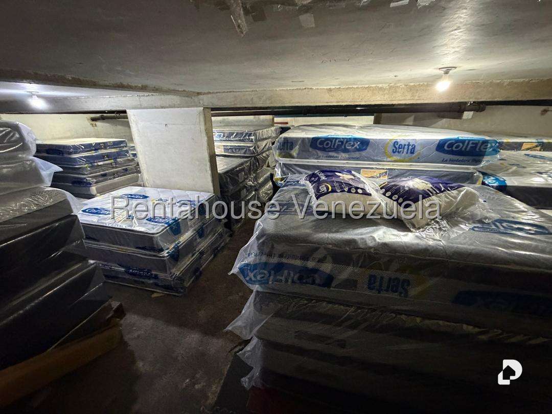 Local comercial en Sabana Grande, Caracas – 23