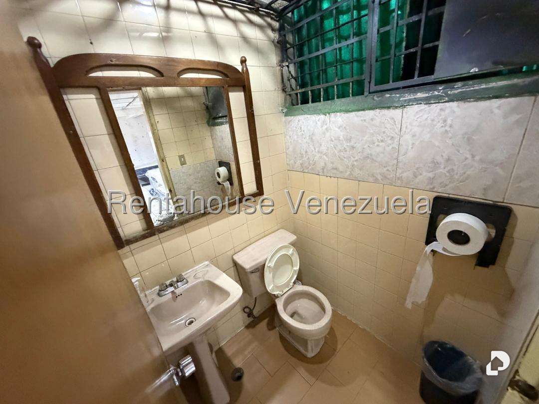 Local comercial en Sabana Grande, Caracas – 19
