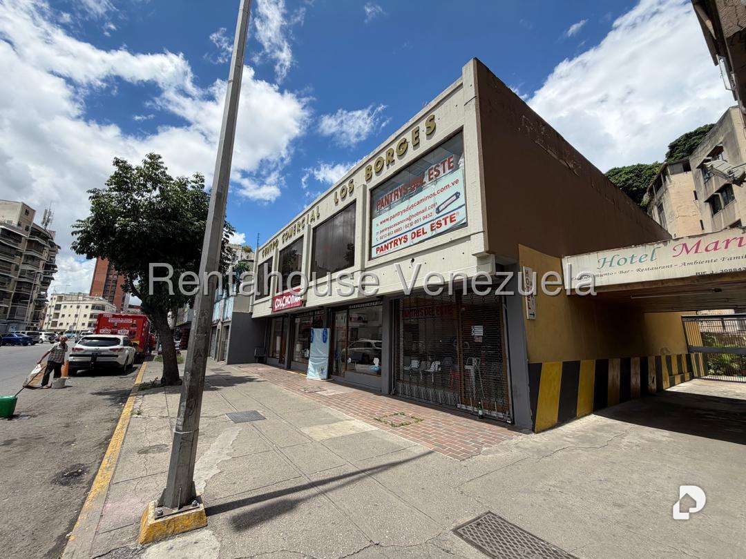 Local comercial en Sabana Grande, Caracas – 27