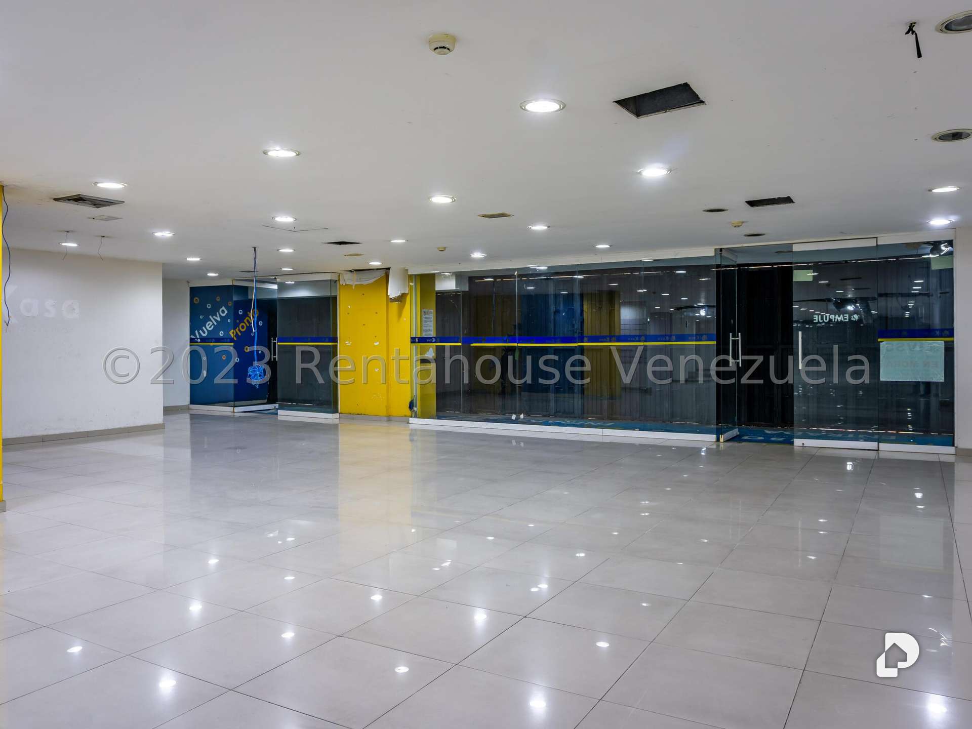 Local comercial en Parroquia Santa Teresa, Caracas – 11