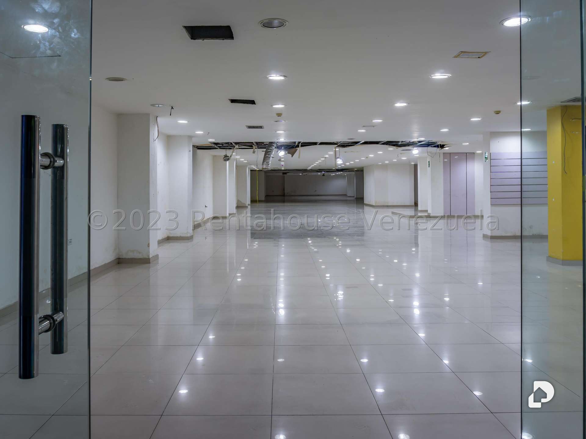 Local comercial en Parroquia Santa Teresa, Caracas – 4