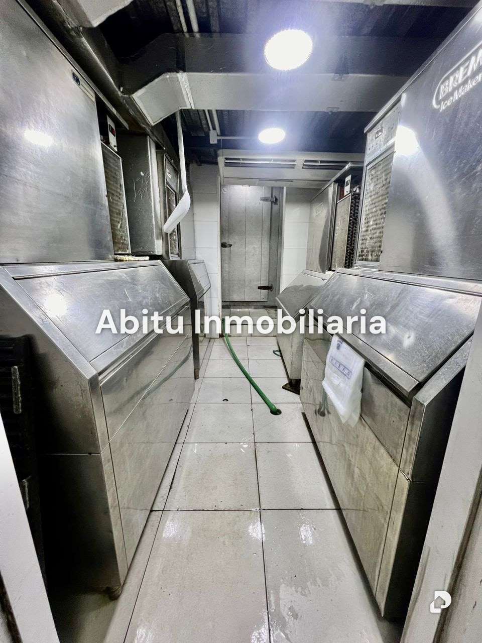 Commercial space in Av. Urdaneta, Caracas – 7