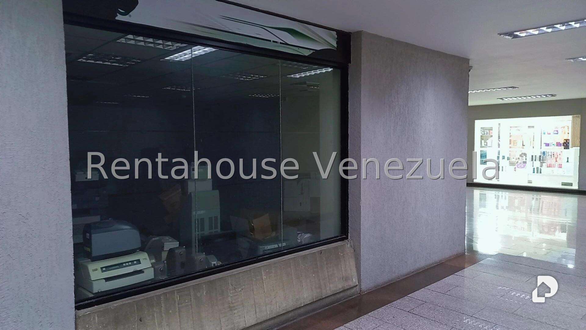 Local comercial en El Cafetal, Caracas – 16
