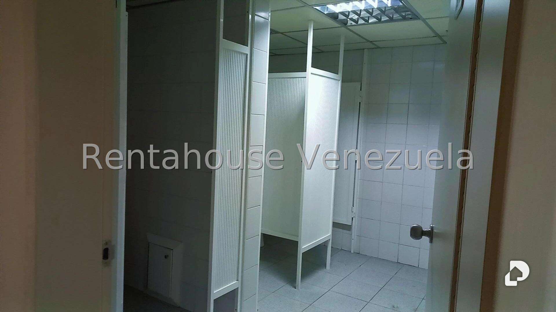 Local comercial en El Cafetal, Caracas – 13