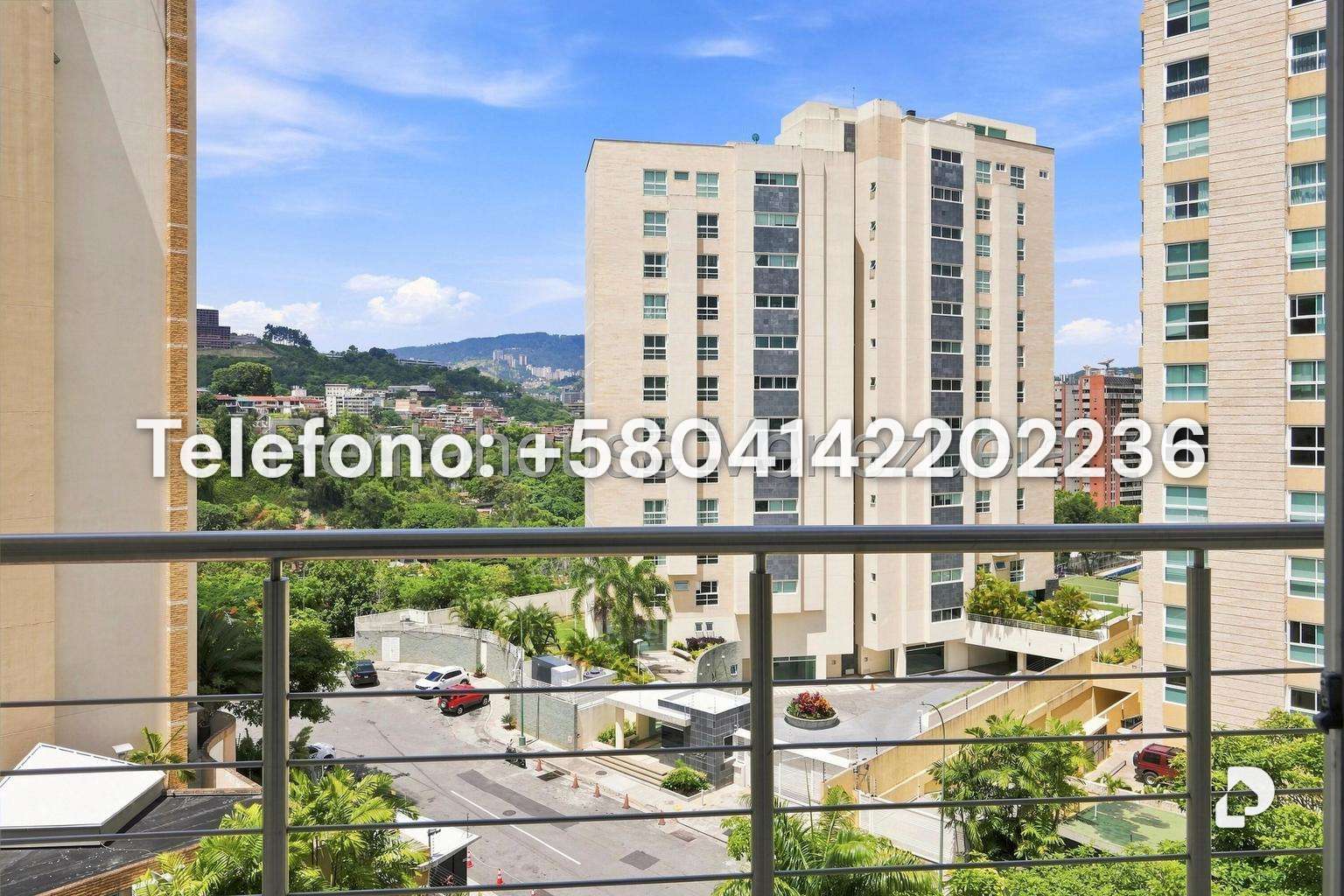 Apartamento en Las Mesetas de Santa Rosa de Lima, Caracas – 12