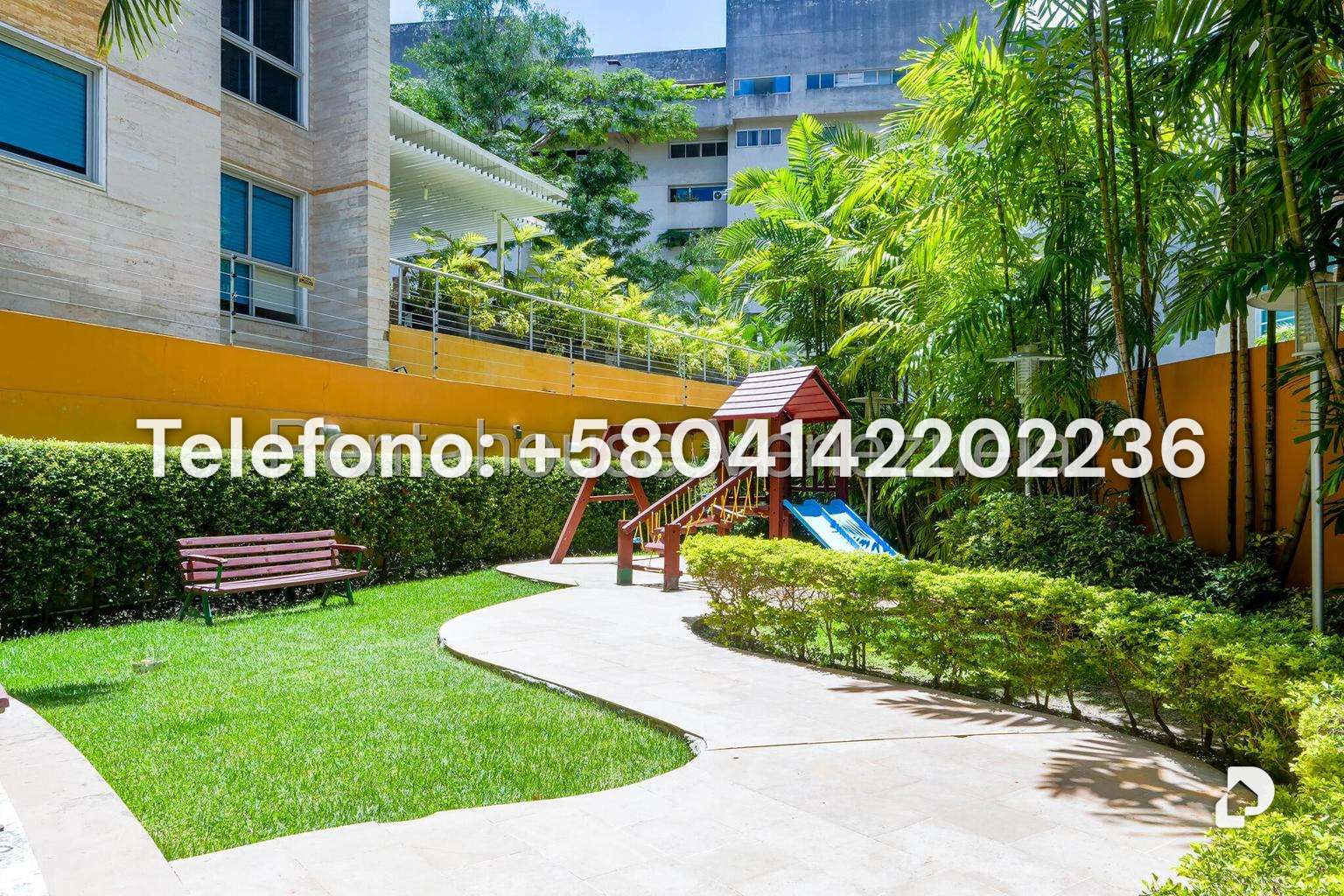 Apartamento en Las Mesetas de Santa Rosa de Lima, Caracas – 32