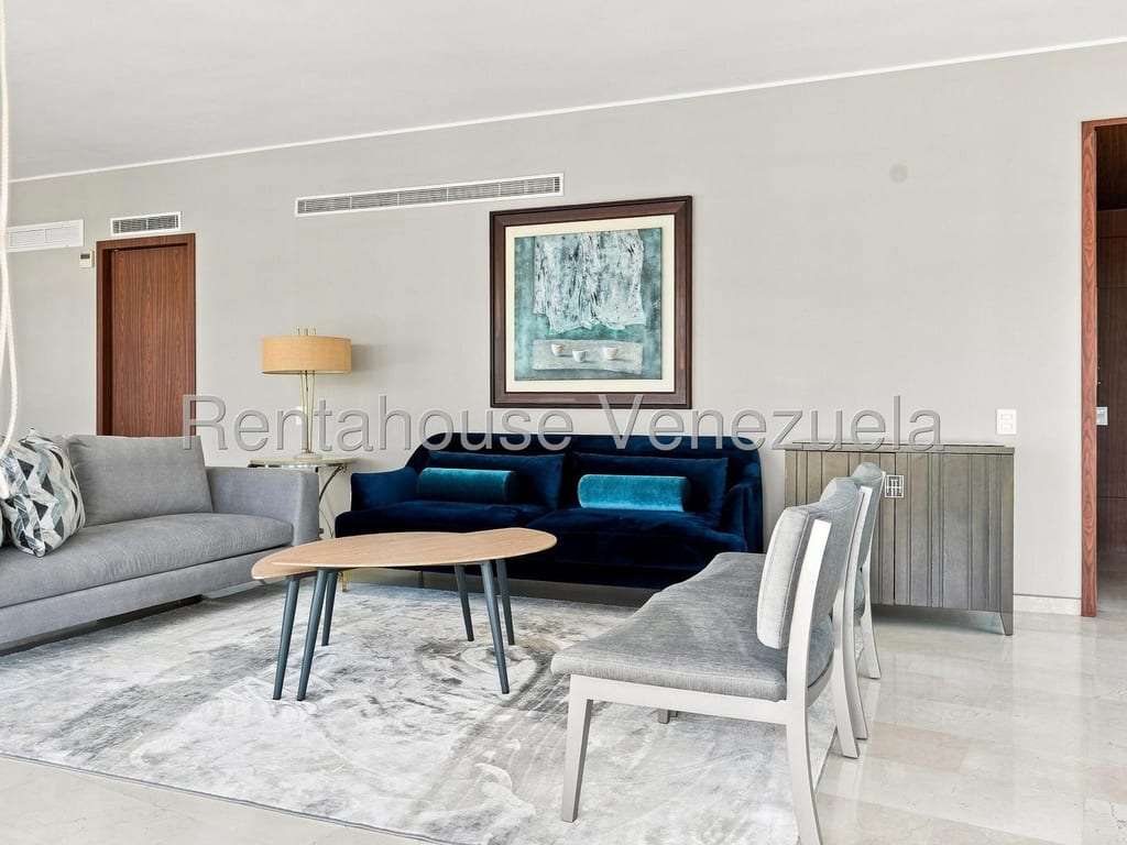 Apartamento en Las Mesetas de Santa Rosa de Lima, Caracas