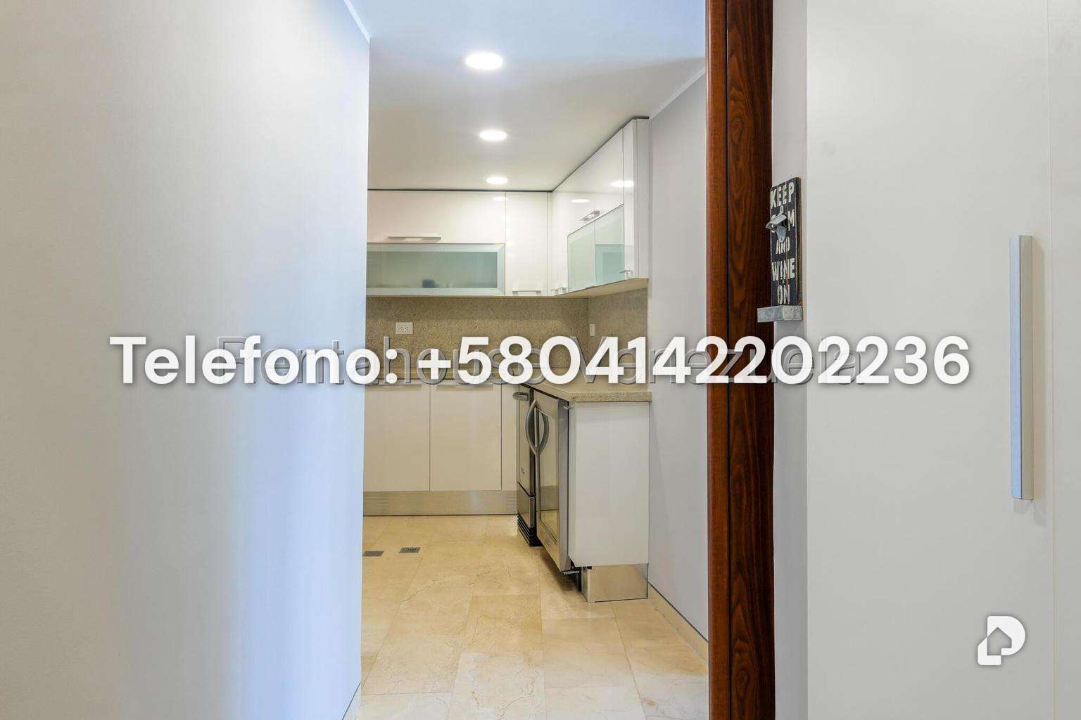 Apartamento en Las Mesetas de Santa Rosa de Lima, Caracas – 19