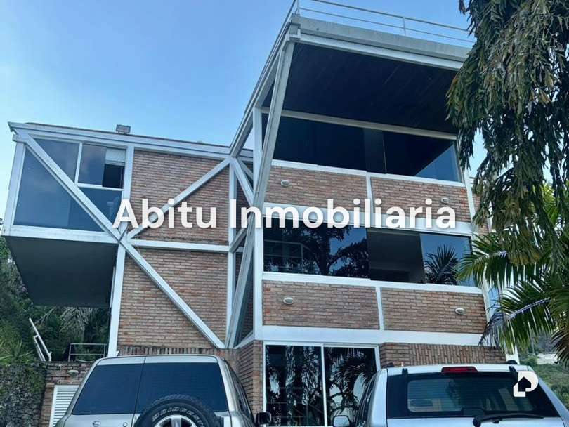 Casa en Oripoto, Caracas – 2