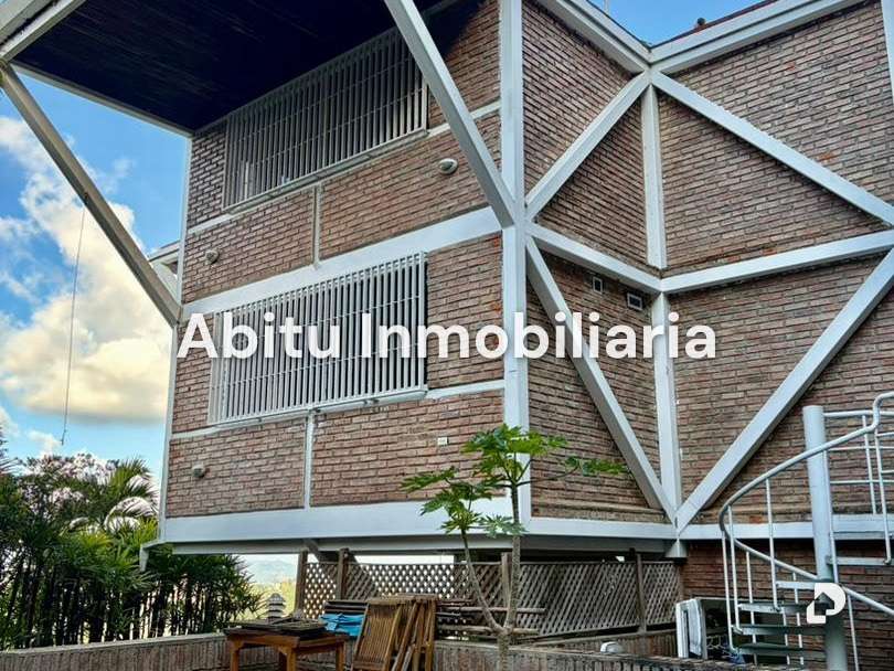 Casa en Oripoto, Caracas – 1