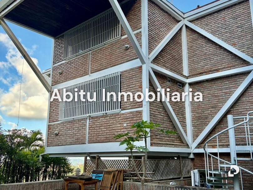 Casa en Oripoto, Caracas – 1