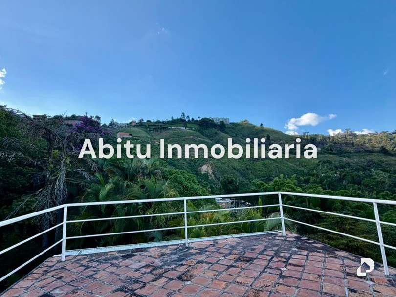 Casa en Oripoto, Caracas – 20