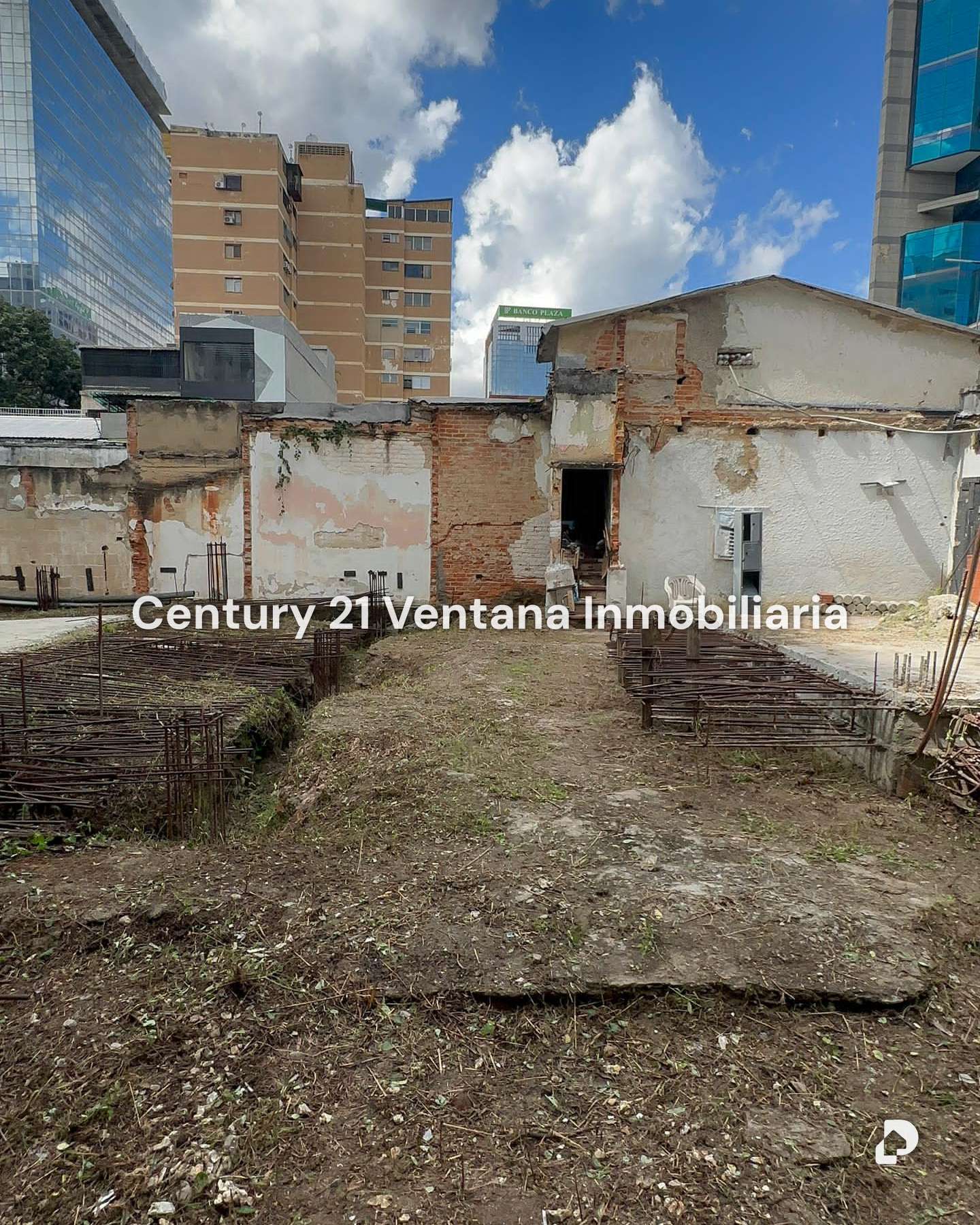 Terreno en Sabana Grande, Caracas – 10