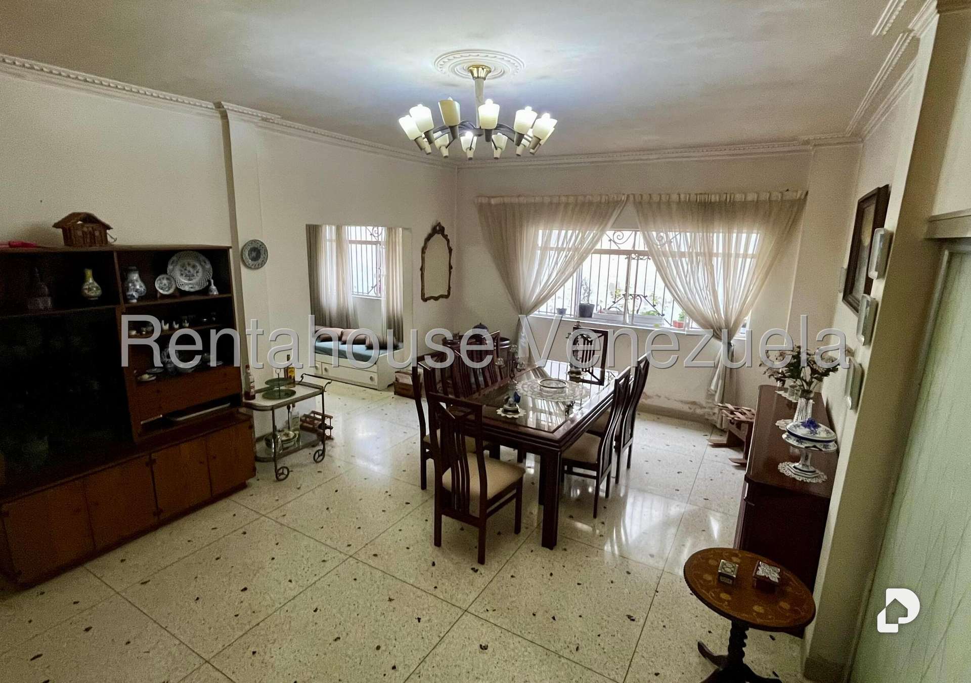 Casa en Alta Florida, Caracas – 14