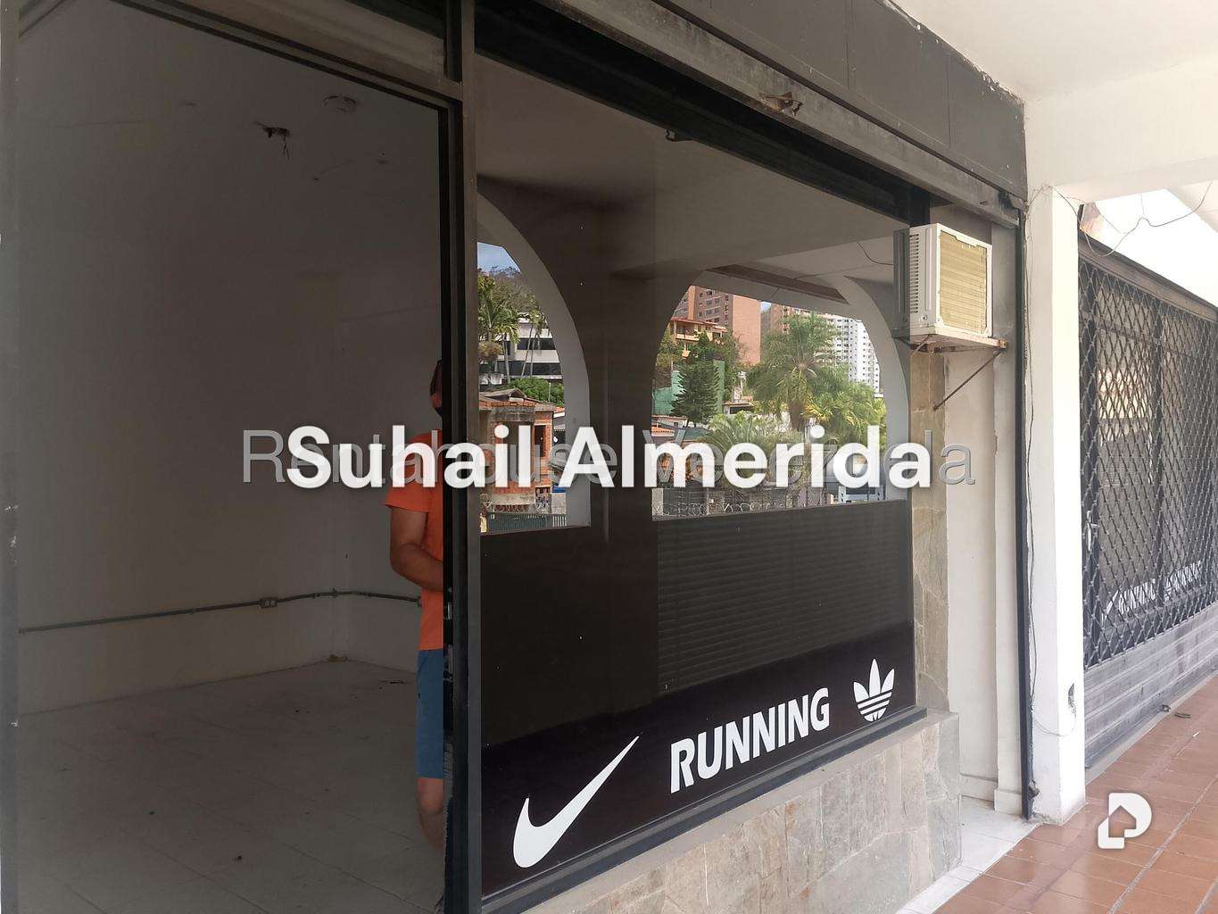 Local comercial en El Parral, Valencia – 3
