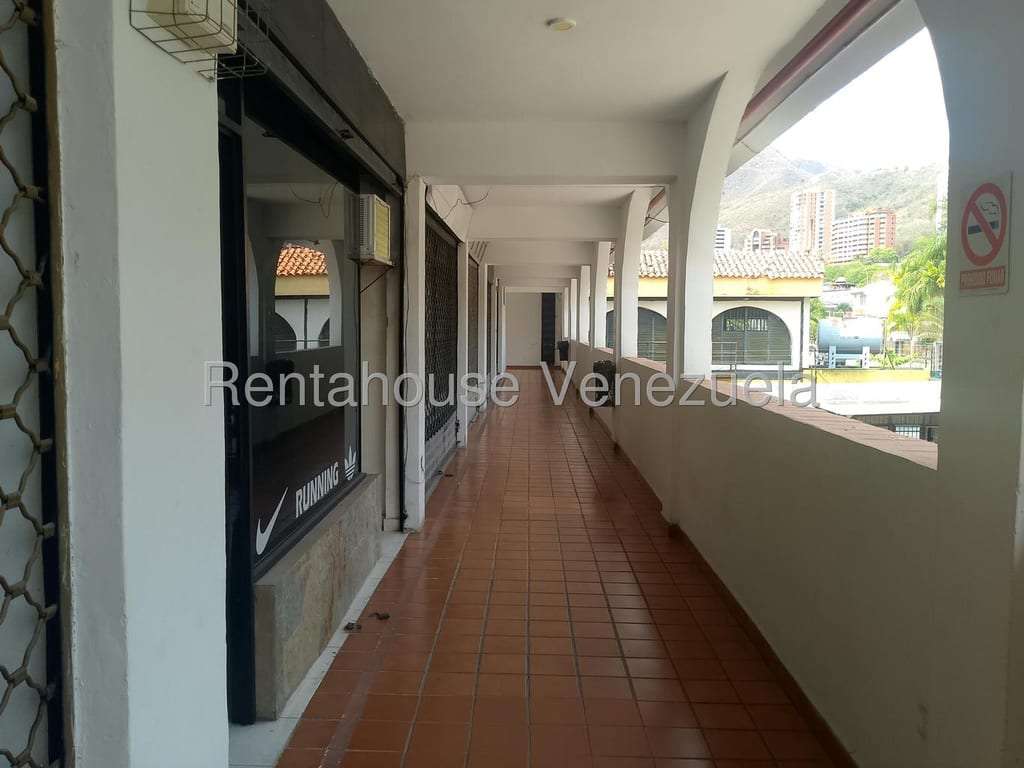 Commercial space in El Parral, Valencia - 1