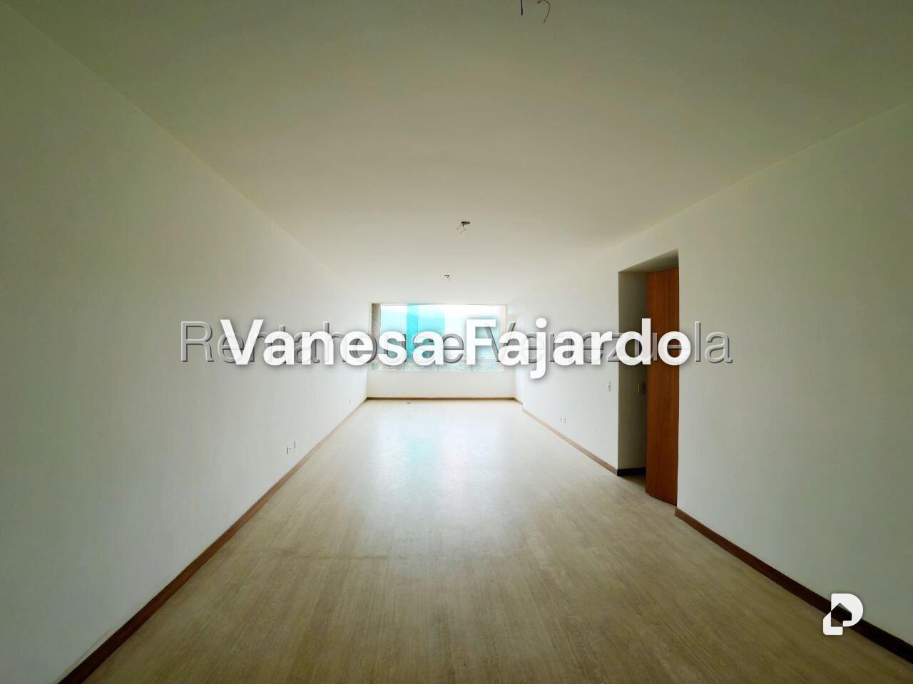 Apartamento en Lomas del Sol, Caracas – 5