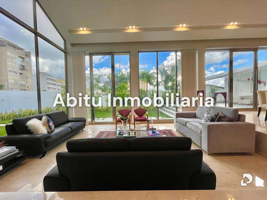 Casa en Los Samanes, Caracas – 4