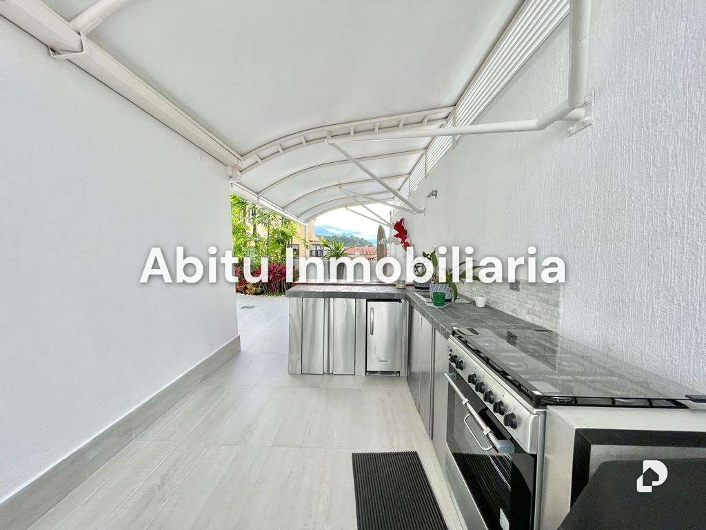 Casa en Los Samanes, Caracas – 6