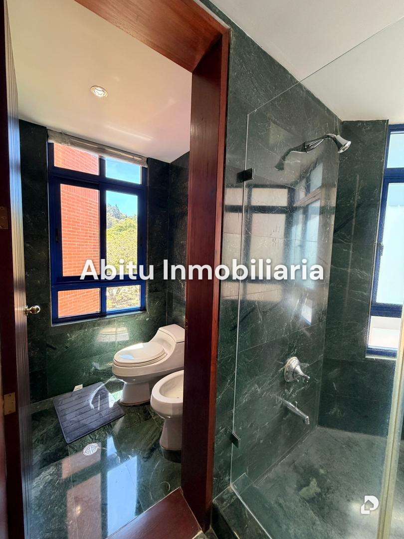 Apartamento en La Lagunita, Caracas – 18