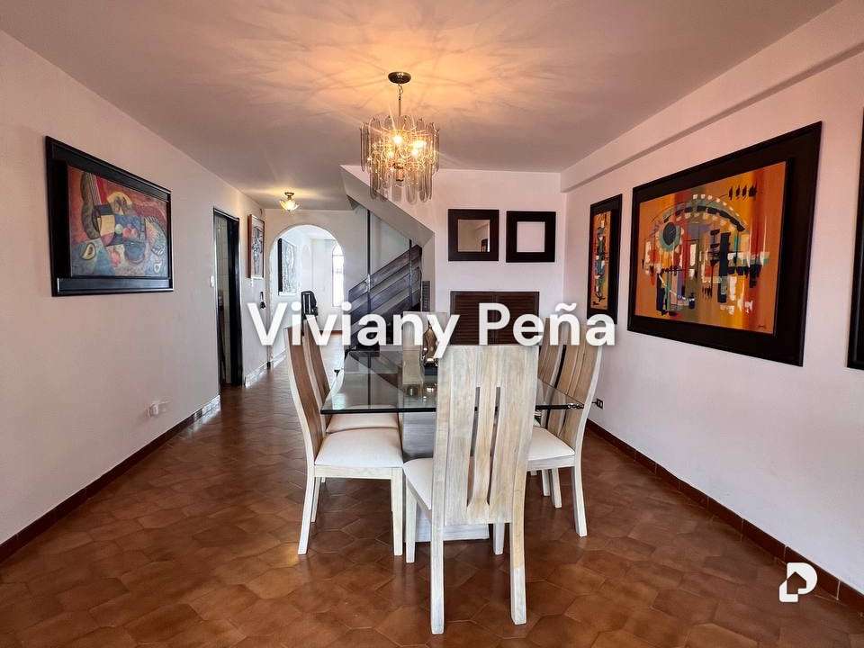 Casa en Alto Prado, Caracas – 6