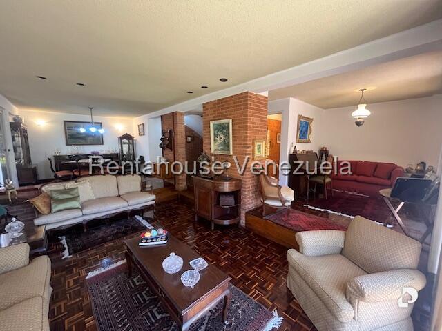 Casa en Los Naranjos (del Cafetal), Caracas – 2