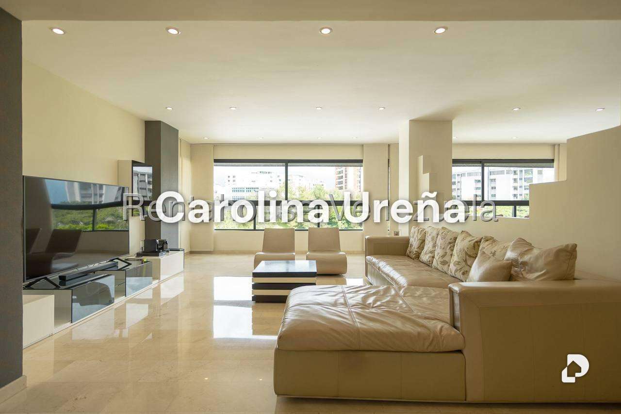 Penthouse en Colinas de Valle Arriba, Caracas – 24