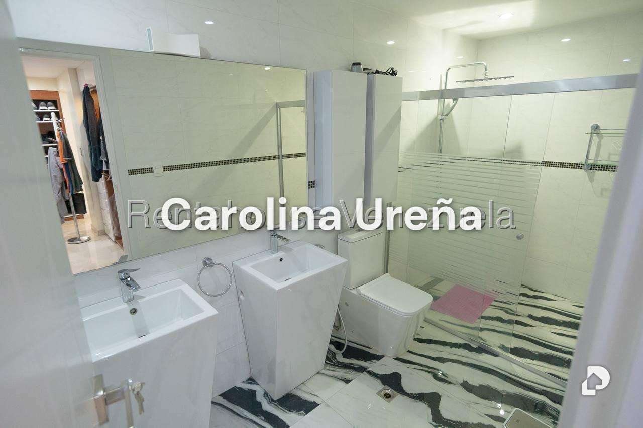 Penthouse en Colinas de Valle Arriba, Caracas – 25