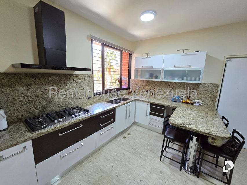 Apartamento en Campo Alegre, Caracas – 10
