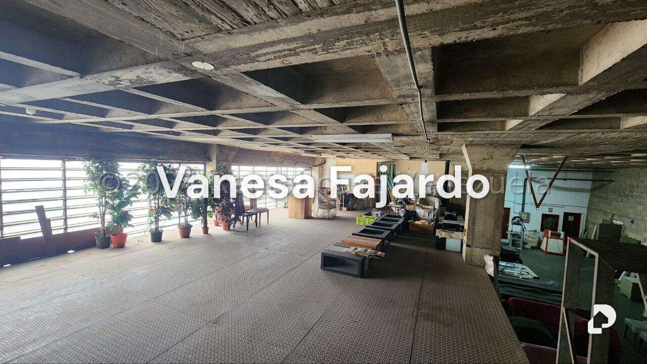 Galpón en Prado de María, Caracas – 10