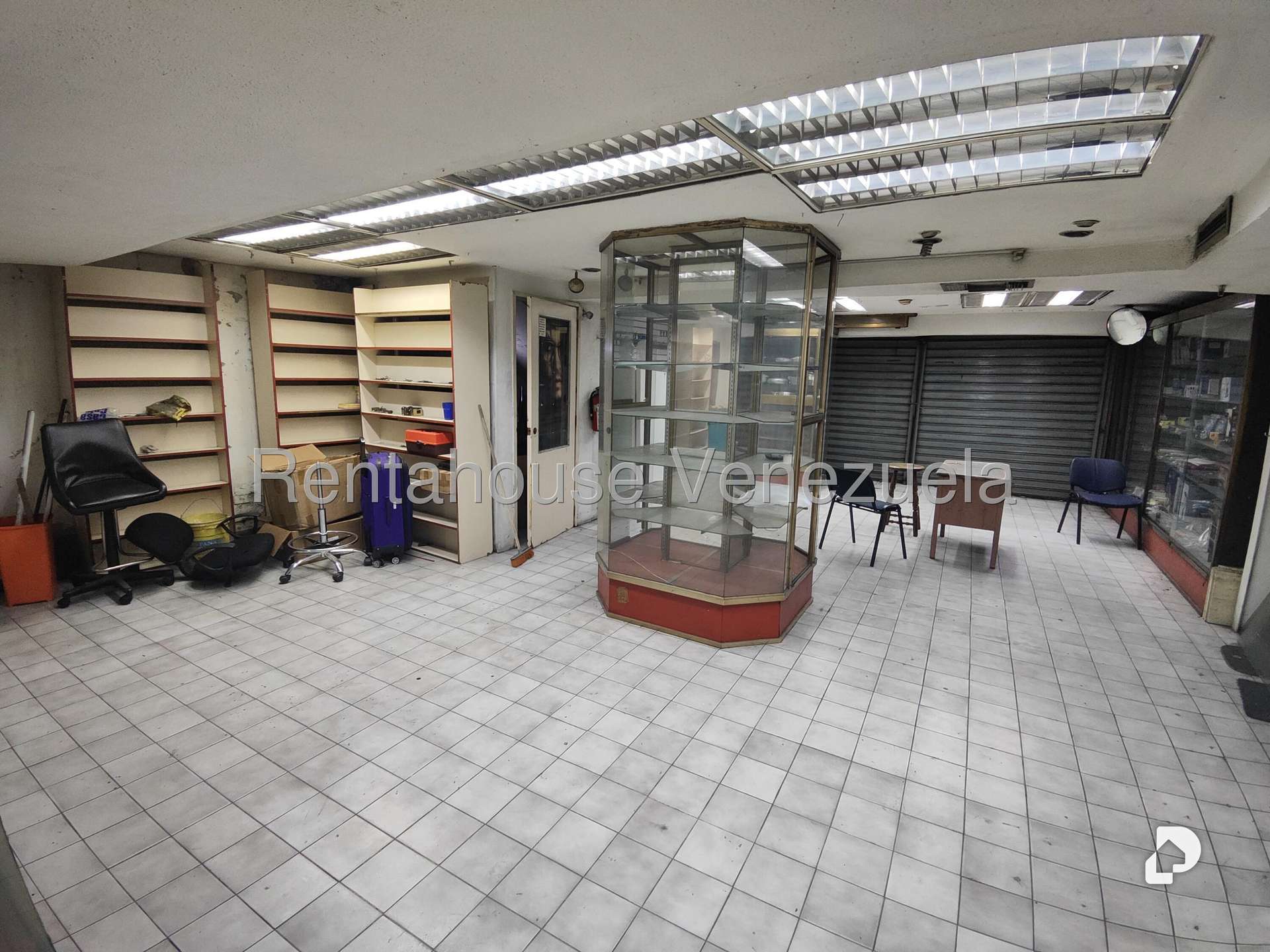Local comercial en Parroquia Altagracia, Caracas – 3