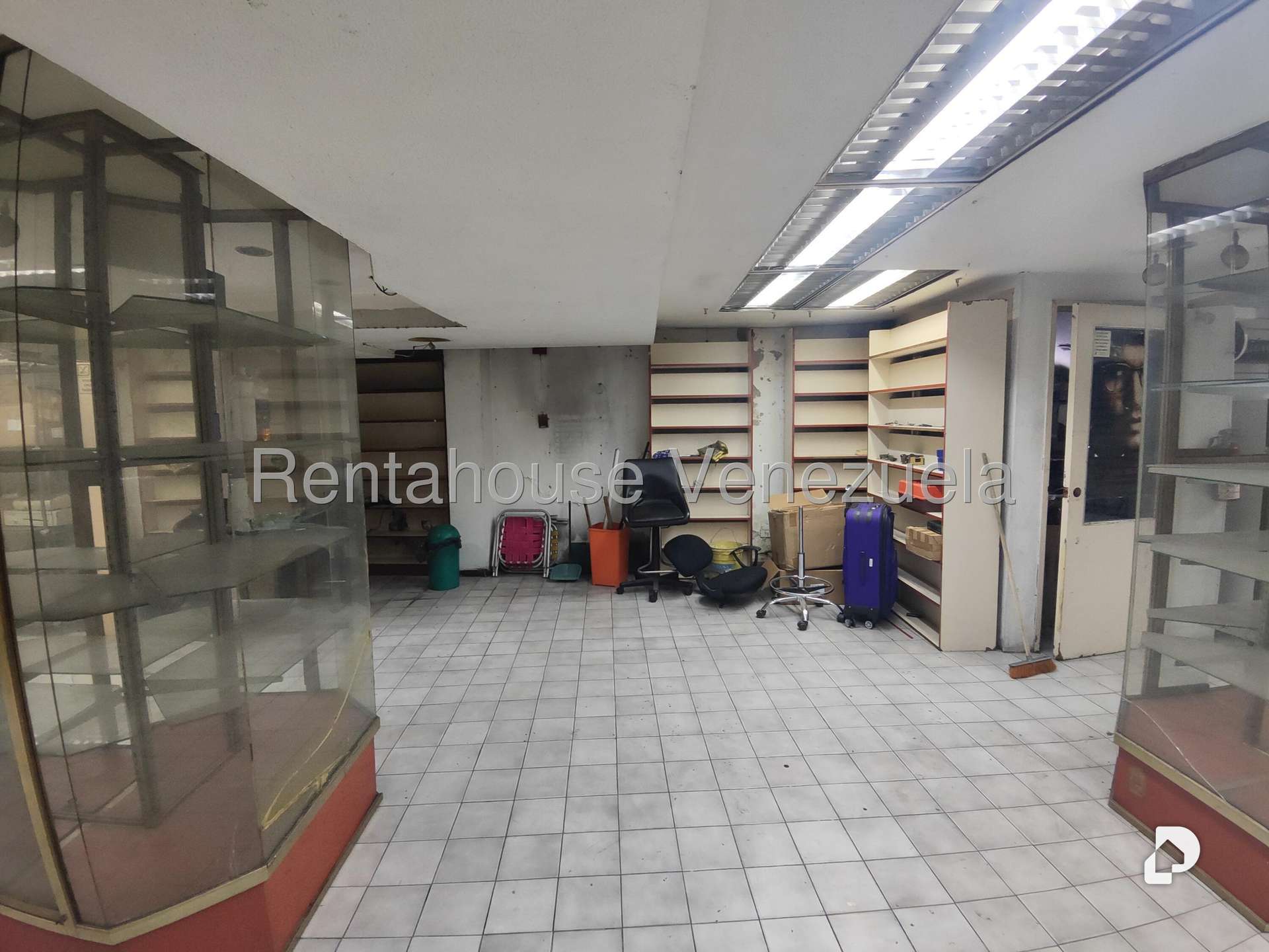 Local comercial en Parroquia Altagracia, Caracas – 4