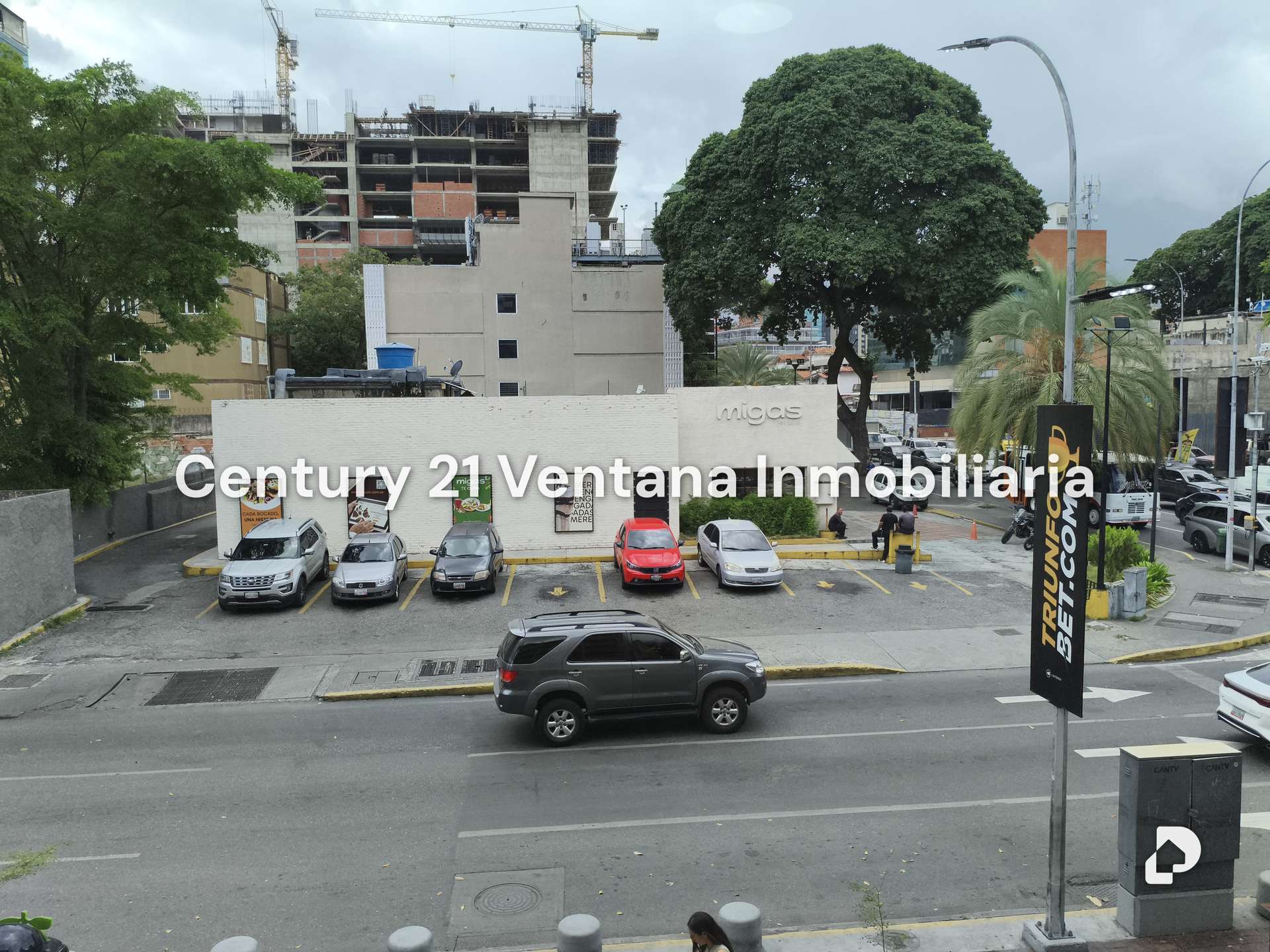 Oficina en Las Mercedes, Caracas – 16