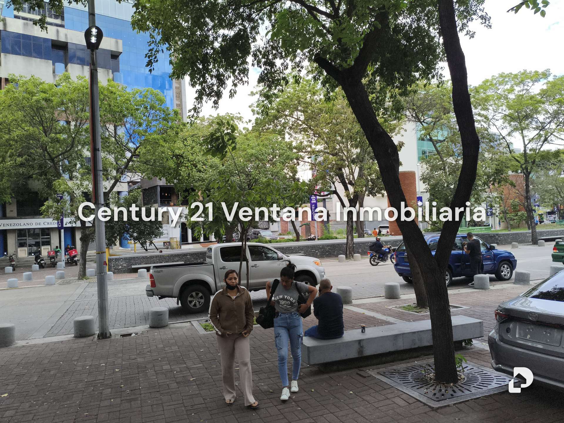 Oficina en Las Mercedes, Caracas – 16