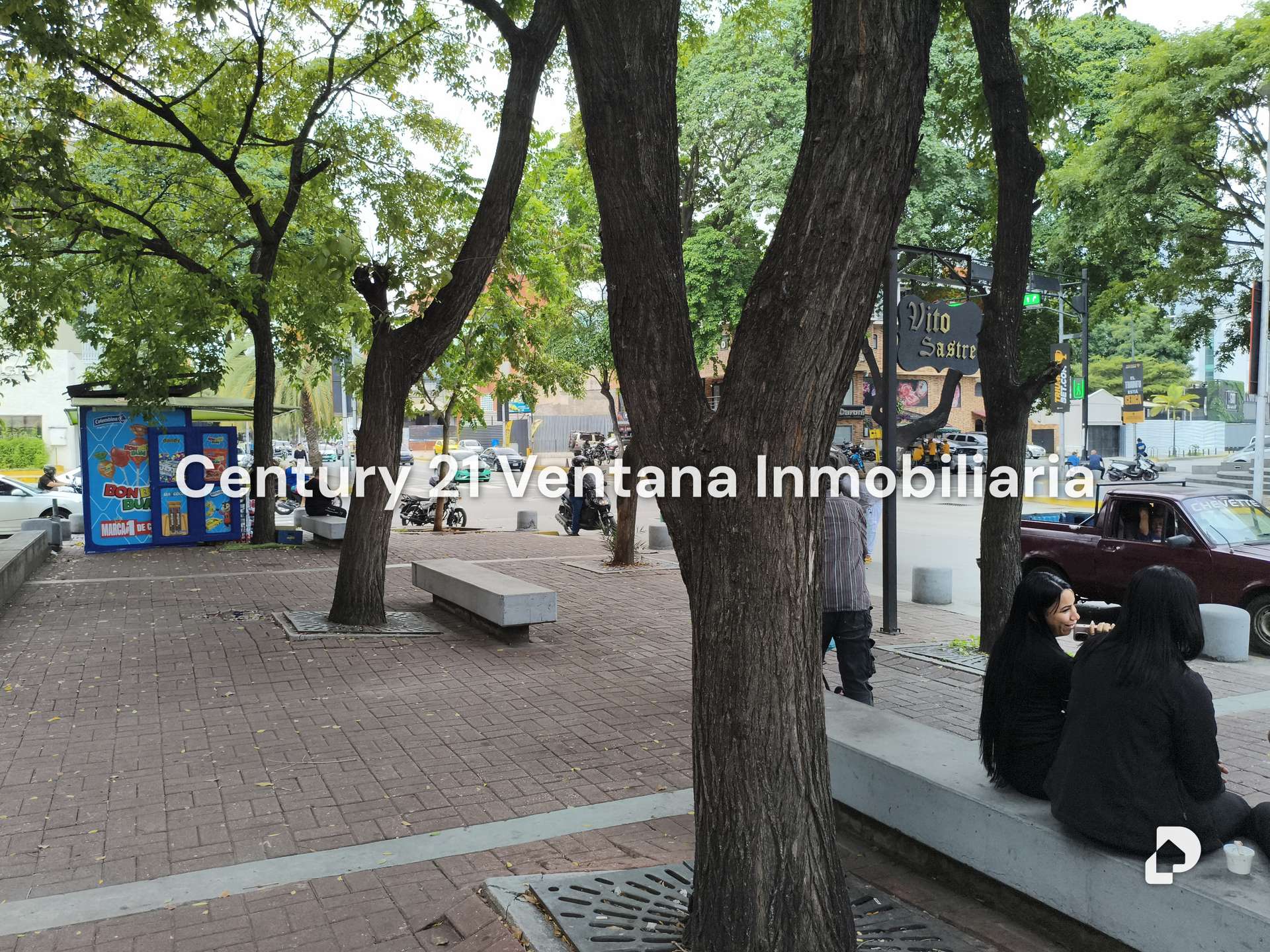 Oficina en Las Mercedes, Caracas – 17
