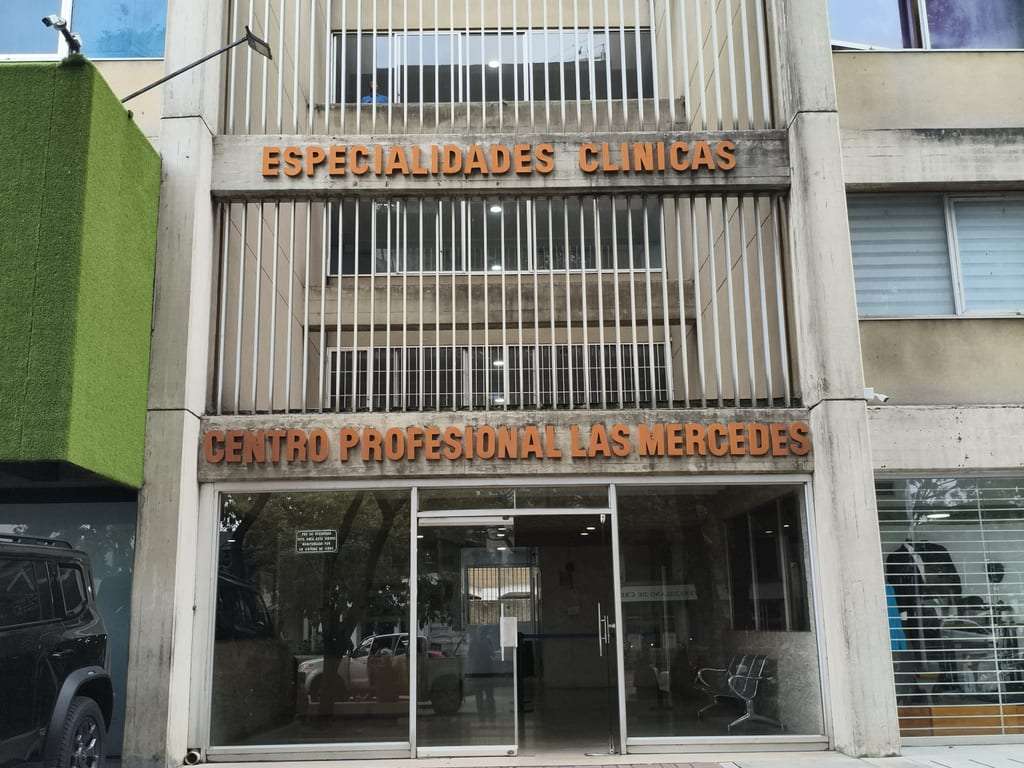 Oficina en Las Mercedes, Caracas - 1